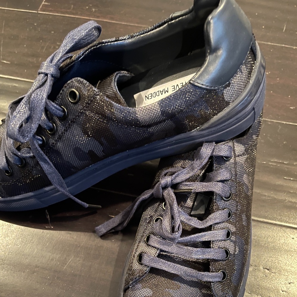 Steve Madden Blue Camouflage Sneakers